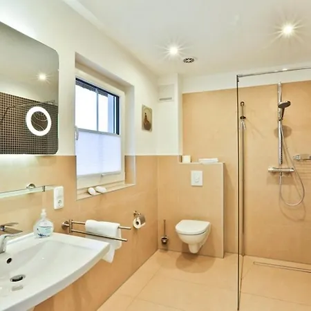 Strandvilla Babette - Balo B, Direkt Am Meer, Mit Sauna Villa Lobbe